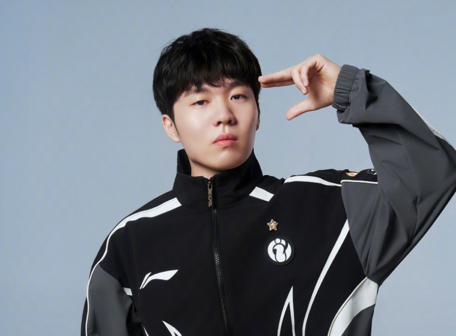 海星体育-包含Rookie巅峰对决，Doinb与90激战IG分钟，比分优势明显胜负难料！的词条